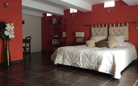 Clot De Felines Chambre Spacieuse